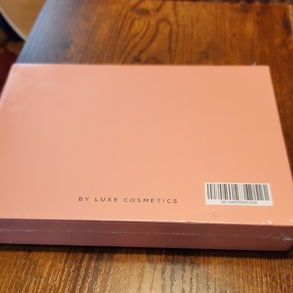 Luxe Lash Lift Set in Pink - Picture 2 of 2